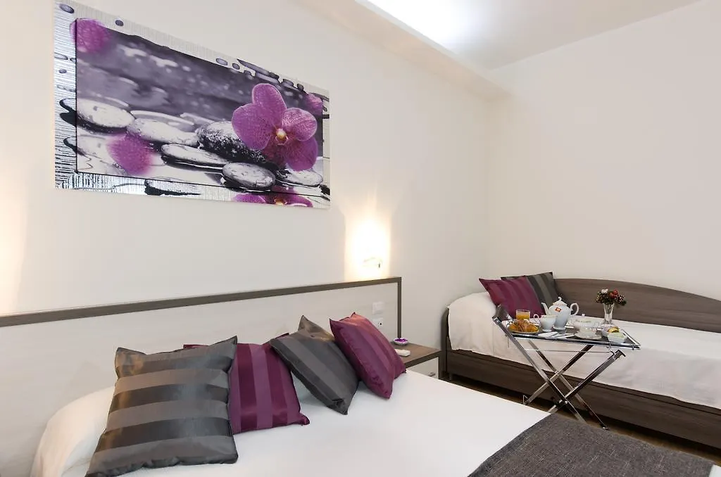 Gemme Di Roma Accomodation 2*, Rome